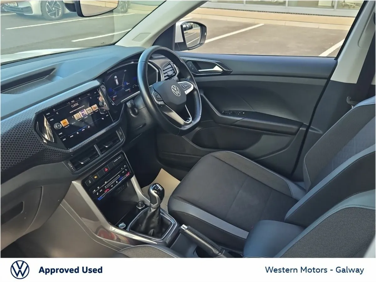 Volkswagen T-Cross Style 1.0 TSI 110HP - VERY NICE - Image 4