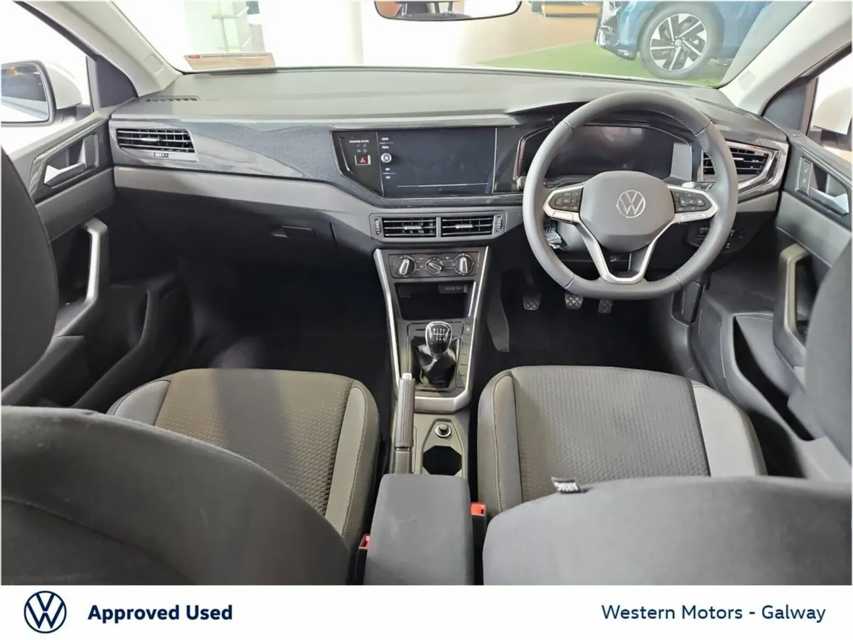 Volkswagen Polo Edition 75, Chrome Pack,Rear Camer - Image 2