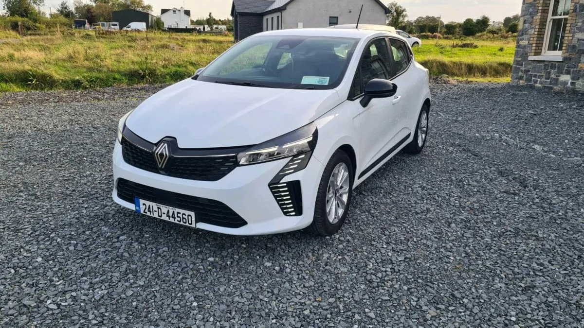 2024 renault clio 1.2 evolution - Image 2