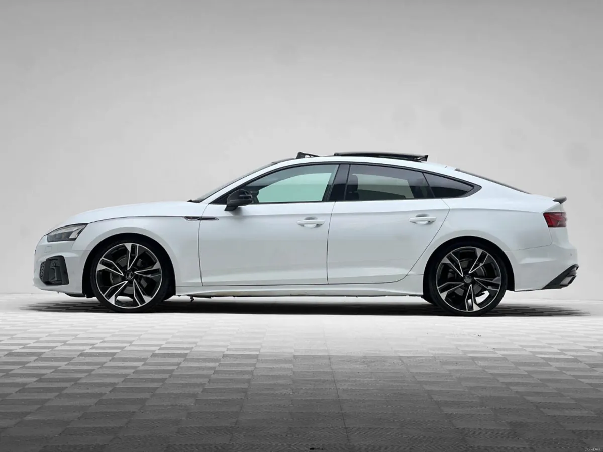 Audi A5 SPORTBACK S LINE 35 TDI *PAN ROOF* - Image 4
