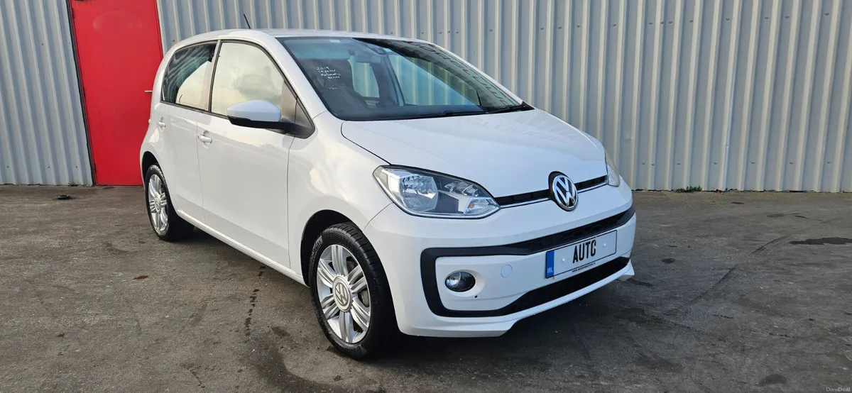 Volkswagen up! automatic 1.0 5dr low kms - Image 4
