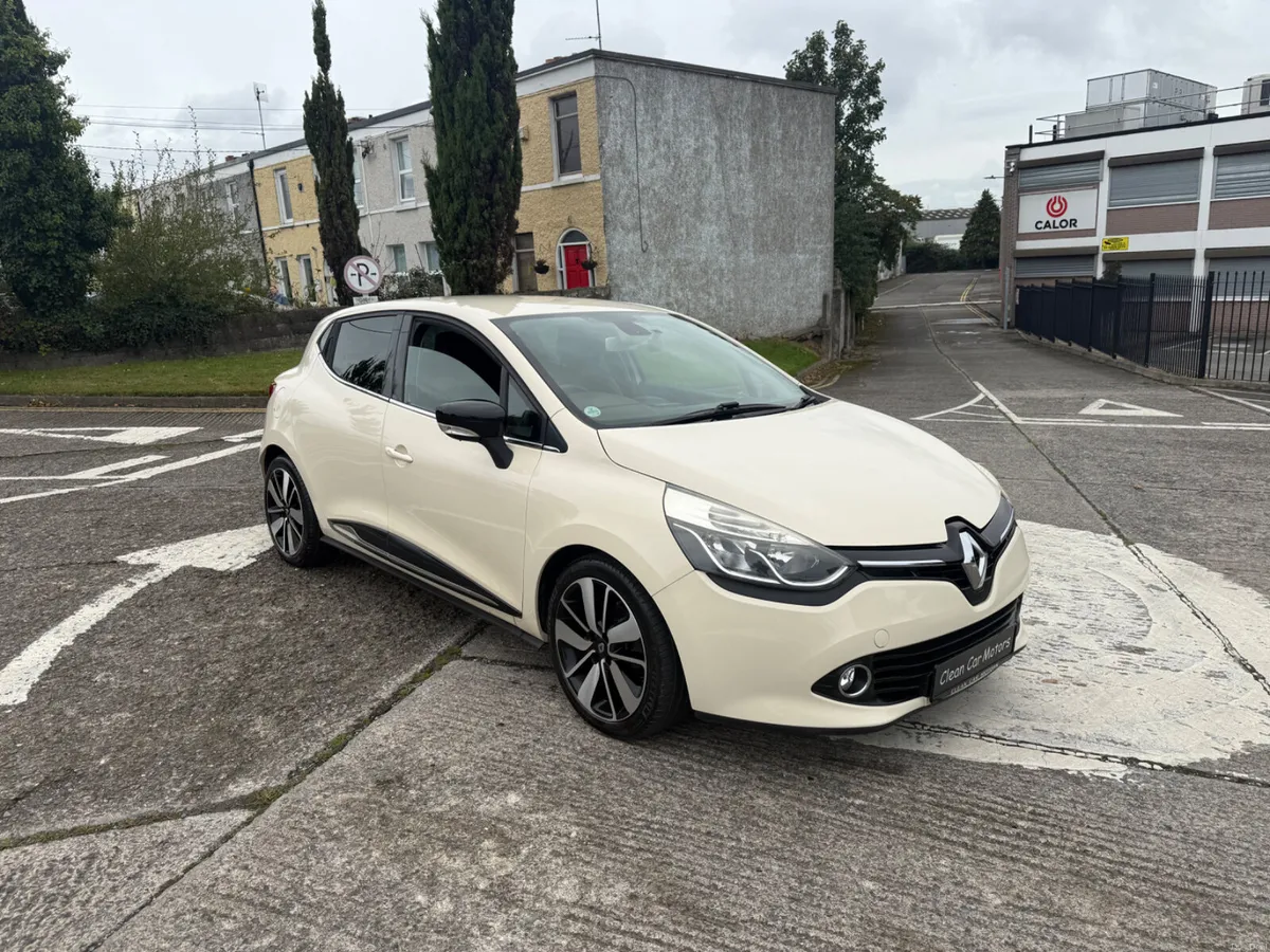 Renault Clio 2016 Auto 63 kms - Image 2