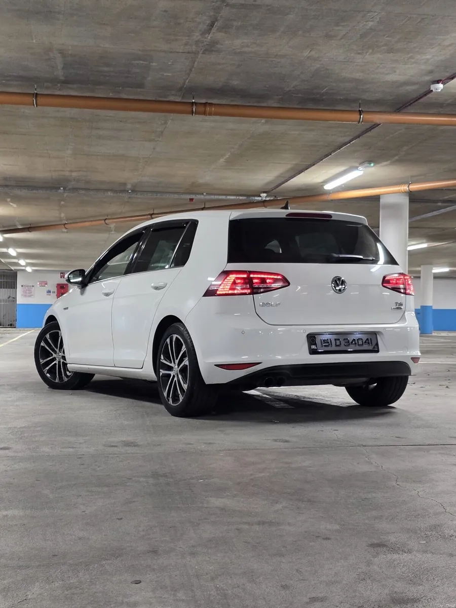 Volkswagen Golf 151 40th Anniversary Edition - Image 2