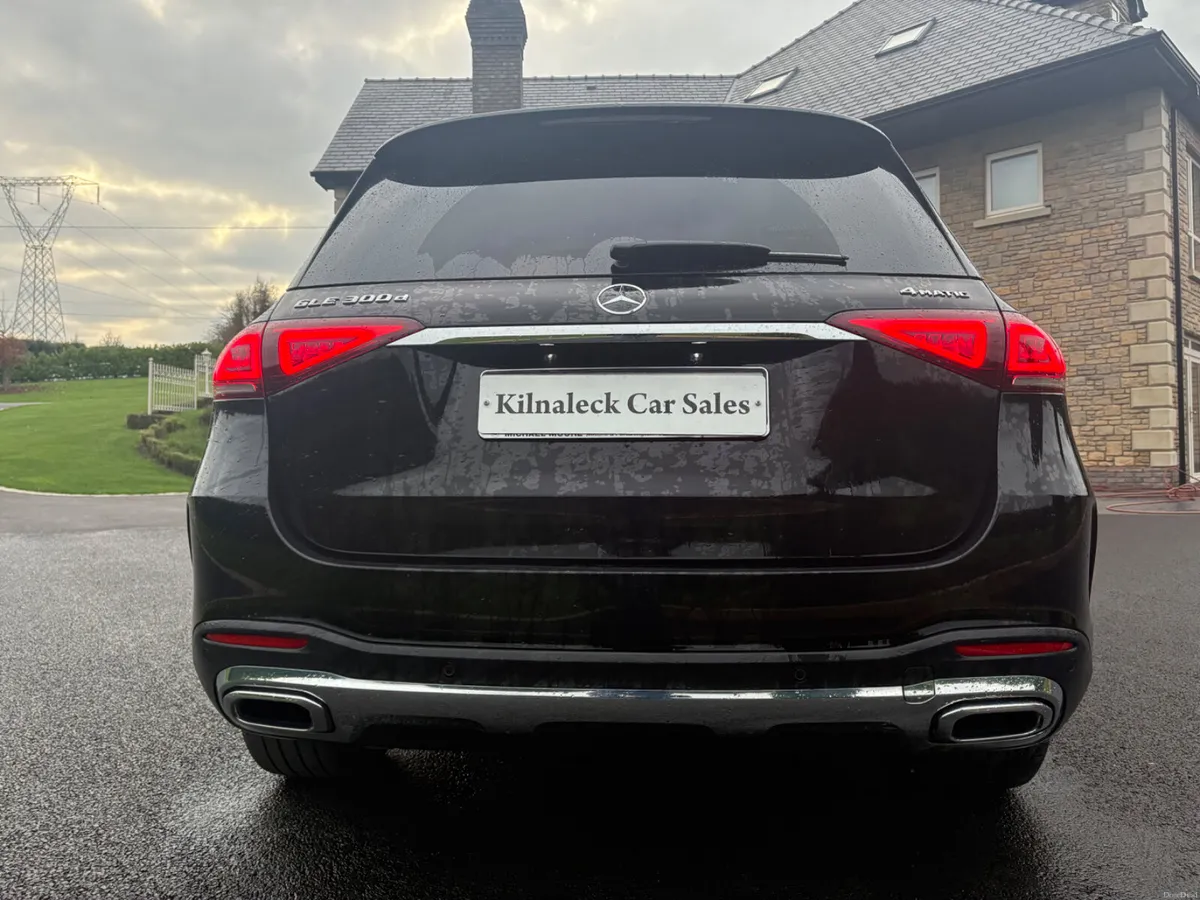 Mercedes-Benz GLE 2022 AMG Premium - Image 6