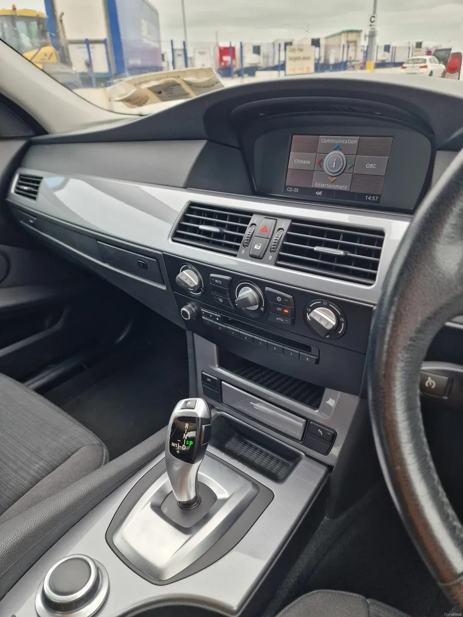 BMW 5-Series, low miles, 1 owner, going cheap - Image 4