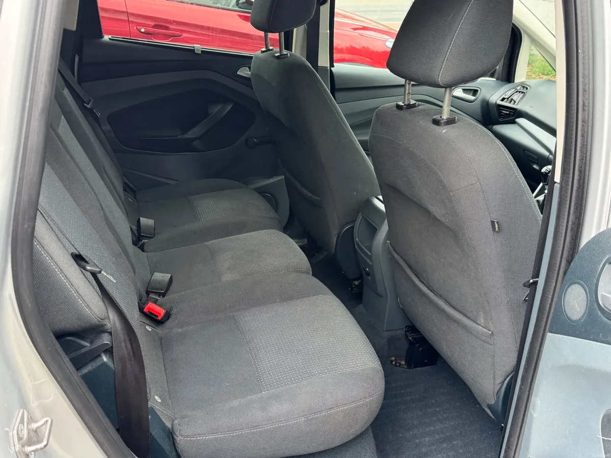 Ford C-Max Ideal Family car - Image 3