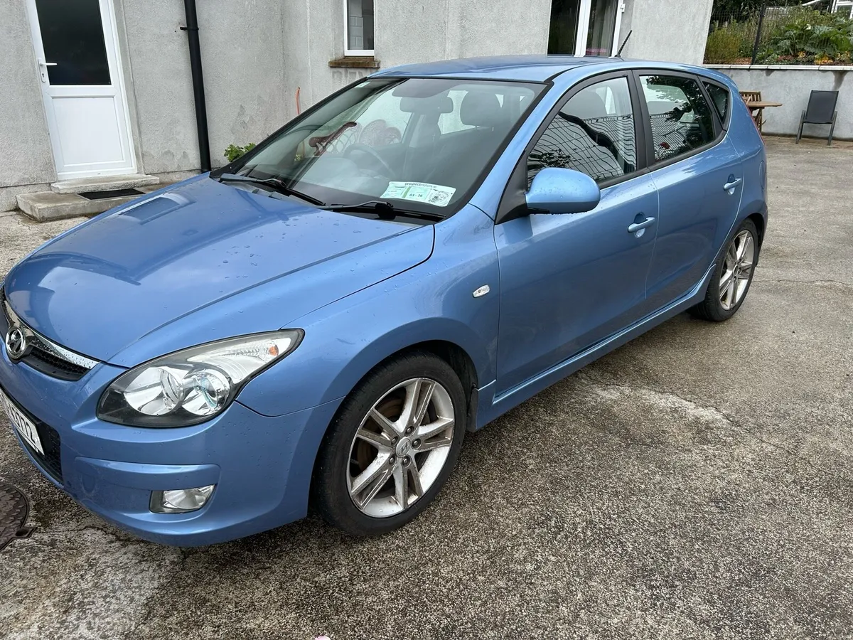 Hyundai i30 - Image 2