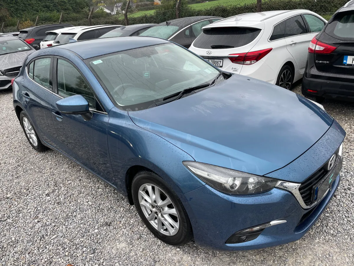 Mazda 3 1.5D - Image 2