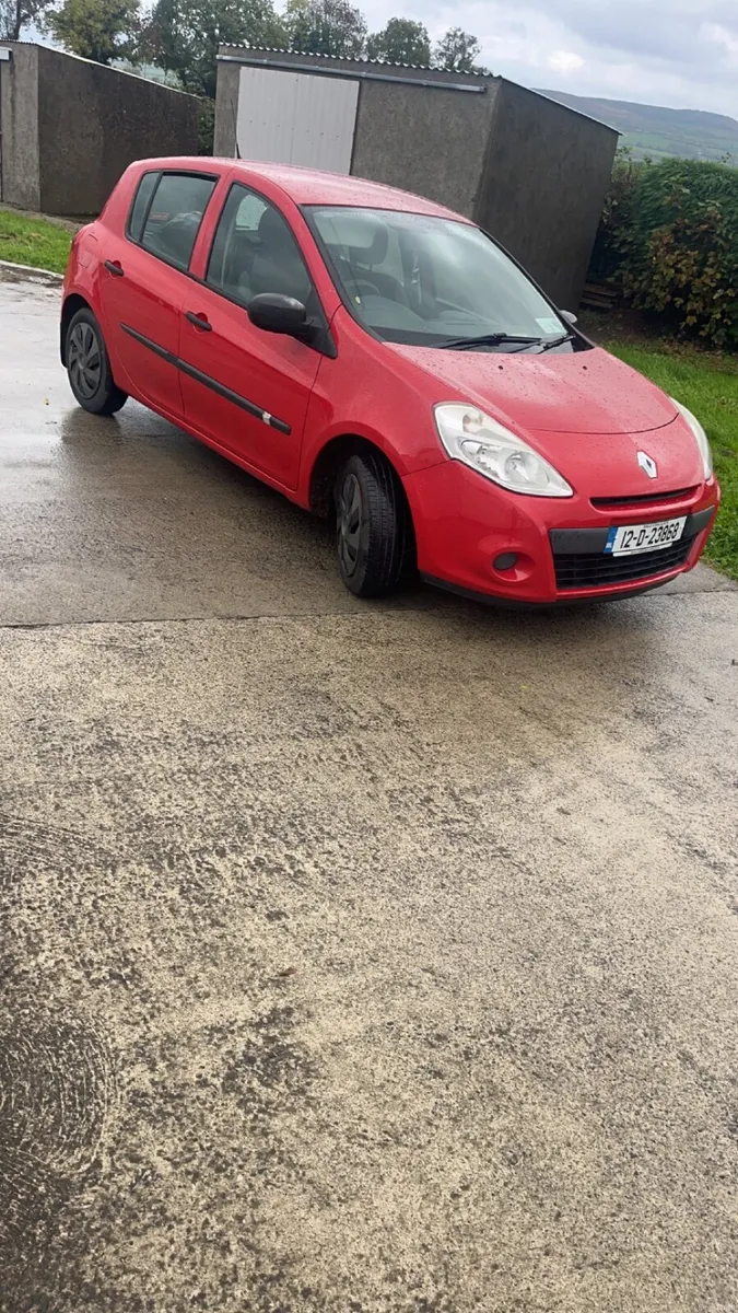 Renault Clio 2012 - Image 1