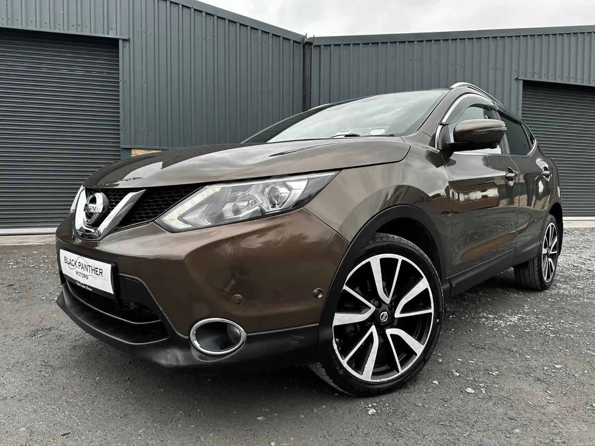 Nissan Qashqai 151’ Premium TOP SPEC AUTOMATIC - Image 2