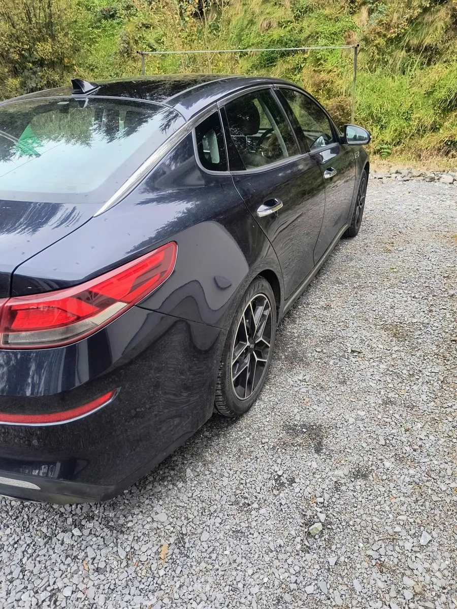 Kia Optima 2018 Automatic - Image 4