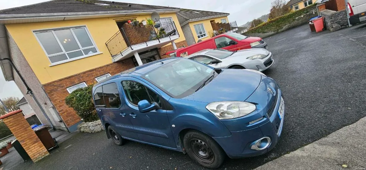 Peugeot Partner Tepee automatic 2014 - Image 2