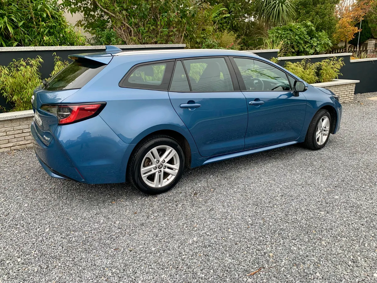 TOYOTA COROLLA 2022 HYBRID. IRISH CAR - Image 2