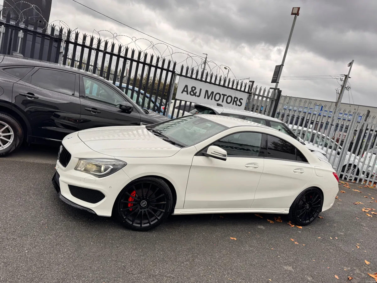 15 MERCEDES CLA AMG AUTOMATIC - Image 3