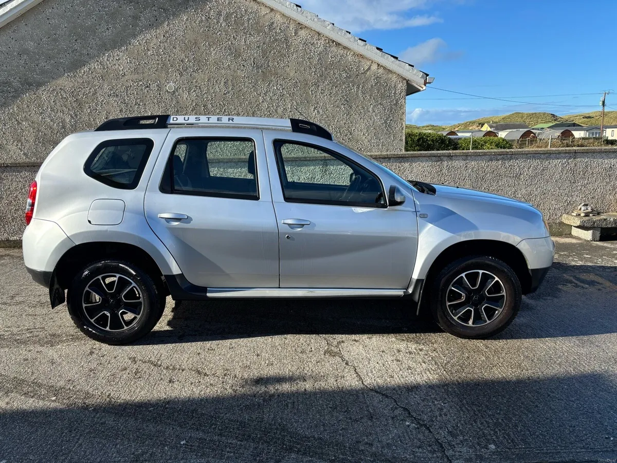 2017 Dacia Duster - Image 4