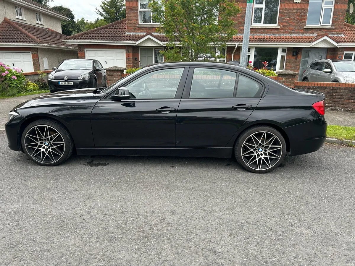 BMW 318d Sport - Image 2