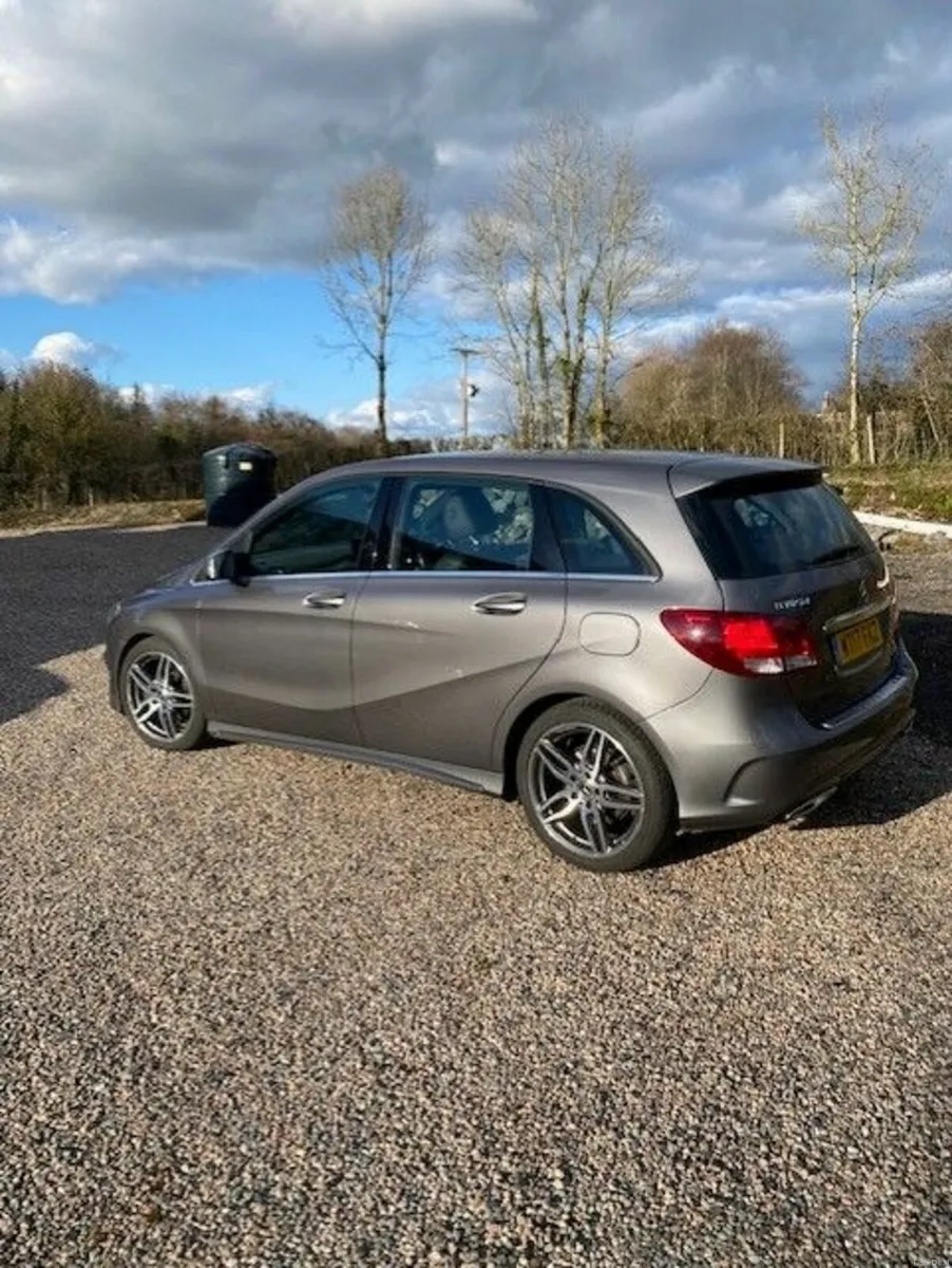 Mercedes-Benz B-Class 2017 - Image 3