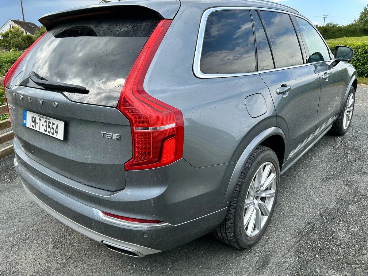 2019 Volvo XC90 Inscription Pro Plug in Hybrid - Image 3