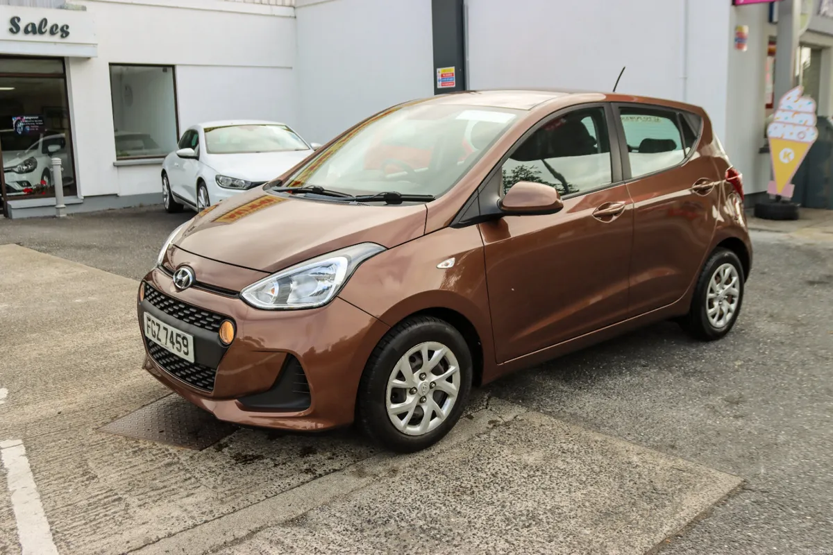 2017 Hyundai  i10 SE Classic - 5-dr - Image 1