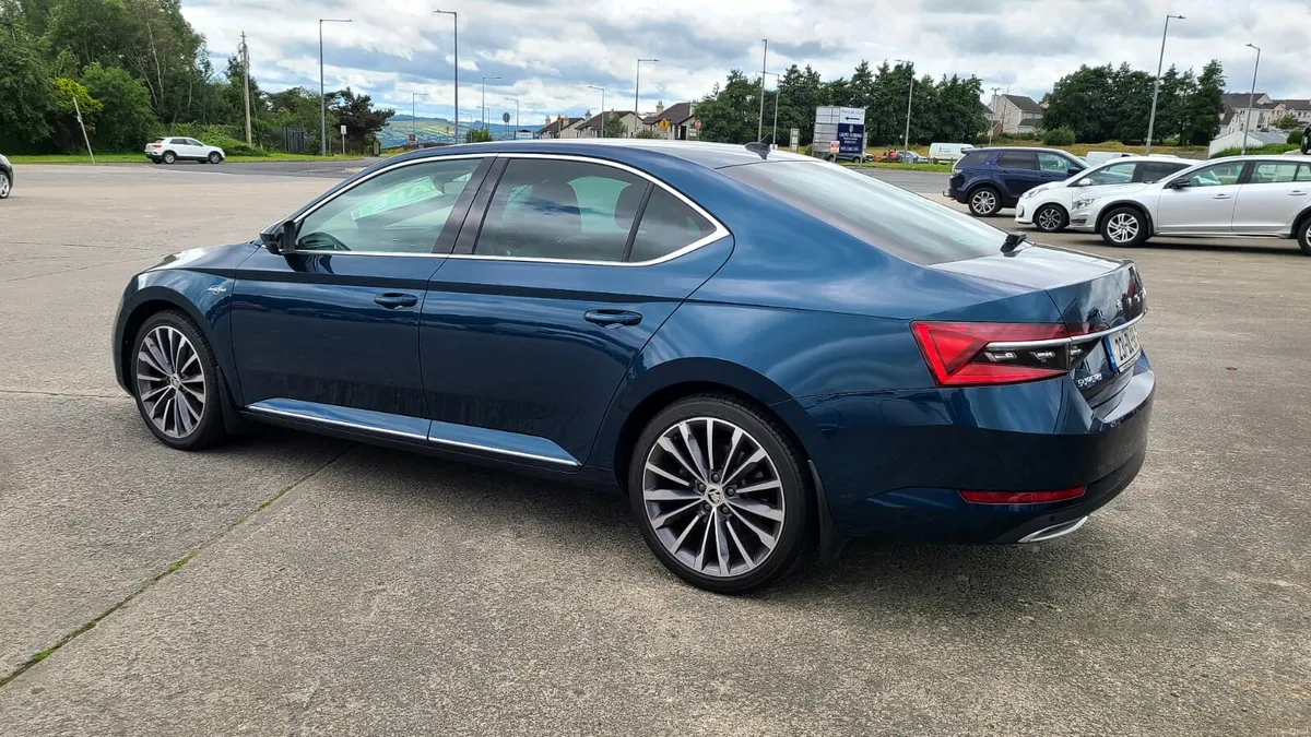 Skoda Superb L&K 2.0 TDI - Image 4