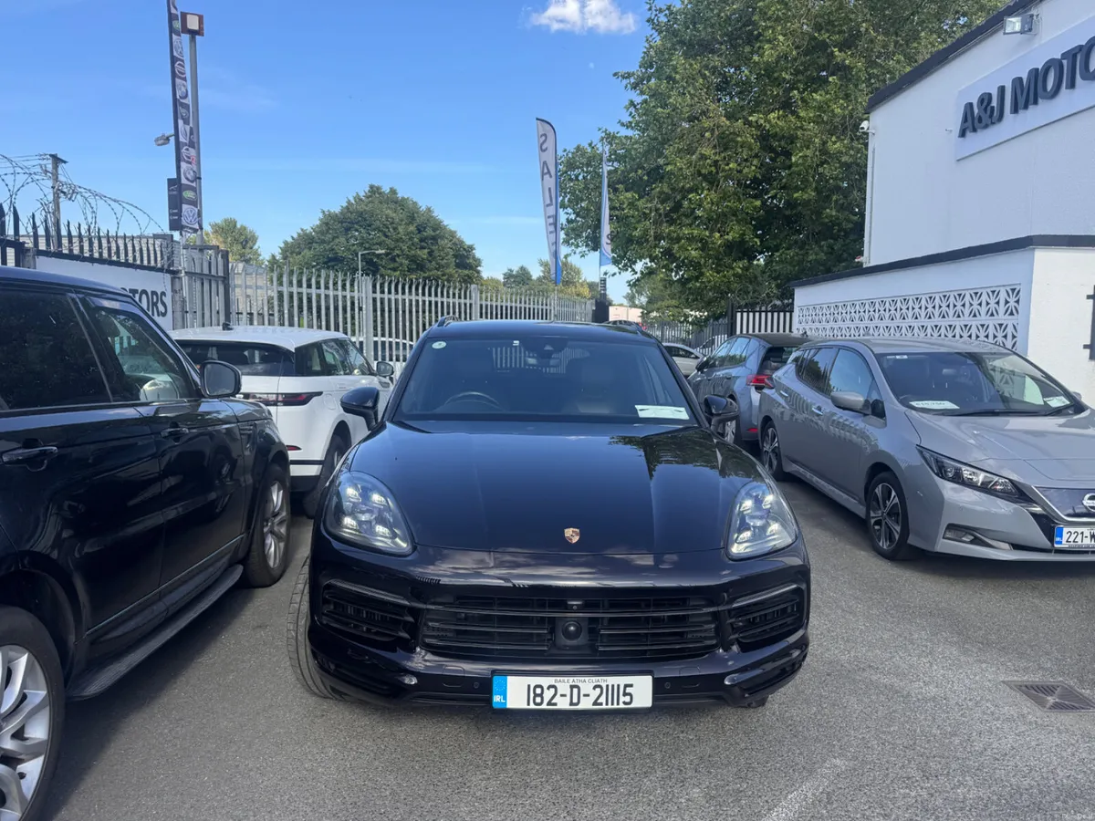 Porsche Cayenne 3.0 Hybrid Automatic - Image 4