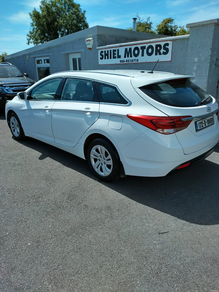 HYUNDAI I40 2017 ESTATE - Image 3