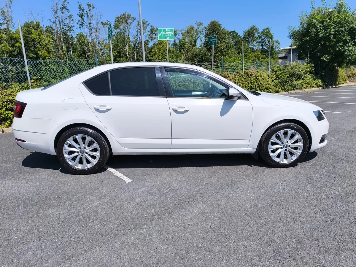 2018 SKODA OCTAVIA AMBITION 1.6 TDI LOW TAX - Image 2