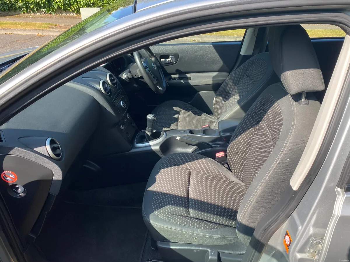 Nissan Qashqai 1.6 SE - Image 2