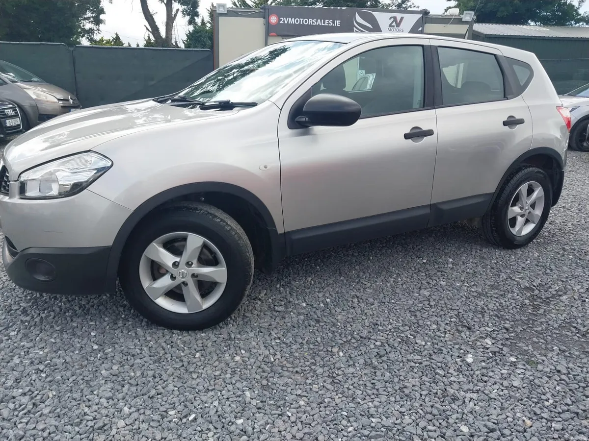 🔵 Nissan Qashqai 1.6 XE AUTOMATIC LOW KM - Image 2