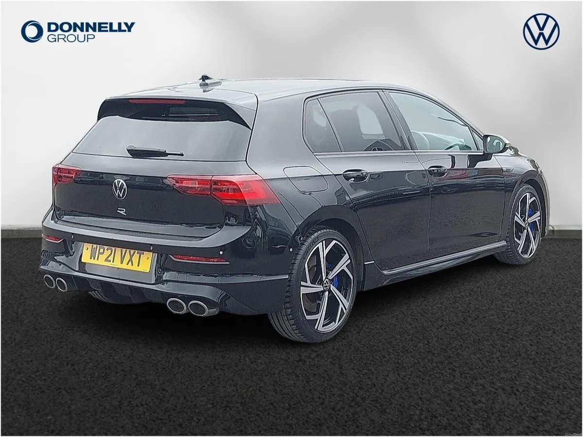 Volkswagen Golf Hatchback R - Image 3