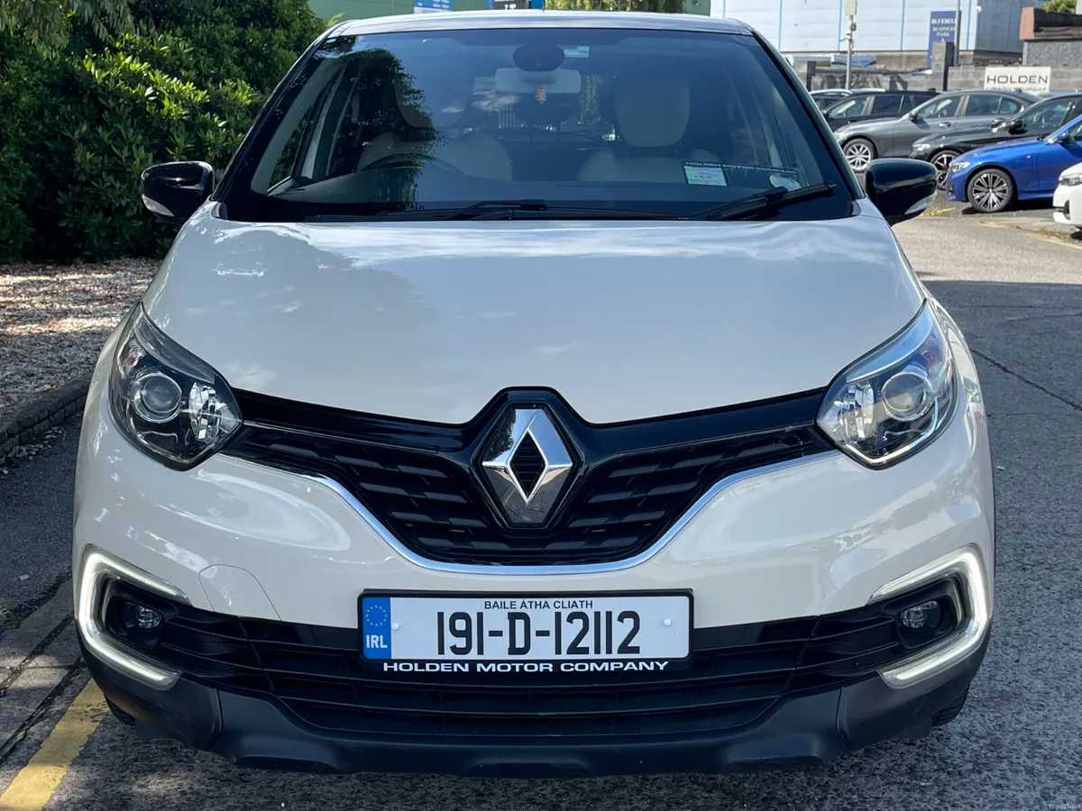 2019 RENAULT CAPTUR PETROL 1 YEAR WARRANTY - Image 4