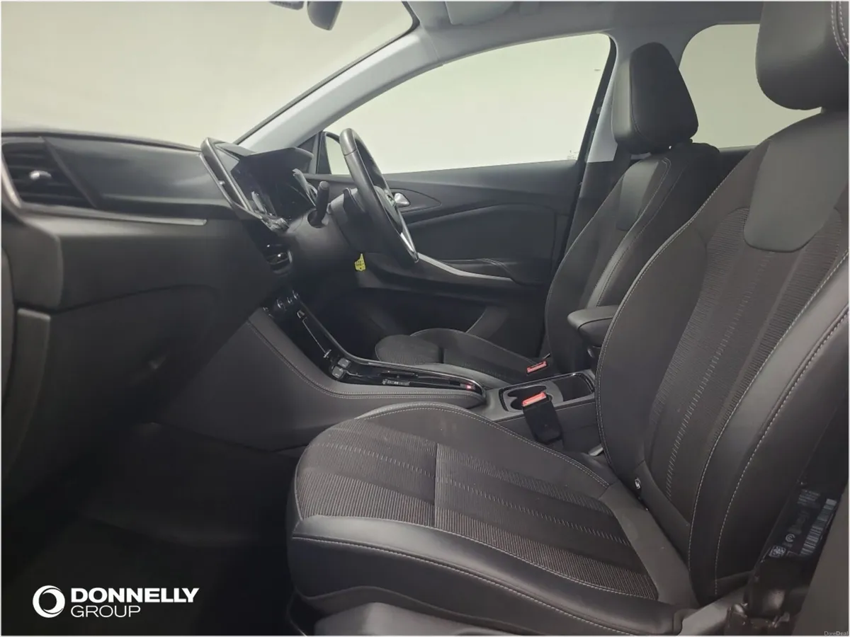 Vauxhall Grandland Hatchback GS - Image 4