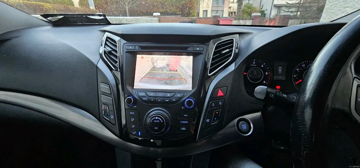 Hyundai i40 MANUAL 2012 - Image 3