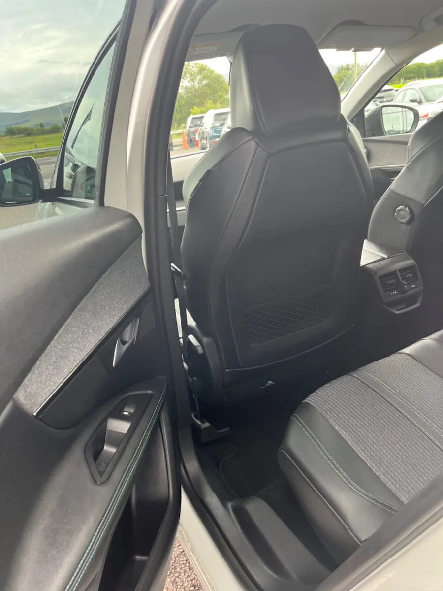 Peugeot 3008 2022 - Image 6
