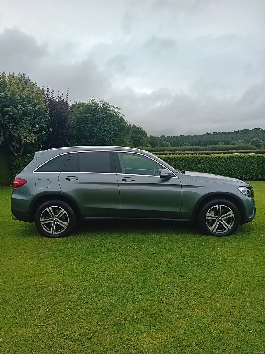 Mercedes-Benz GLC 2018 - Image 2