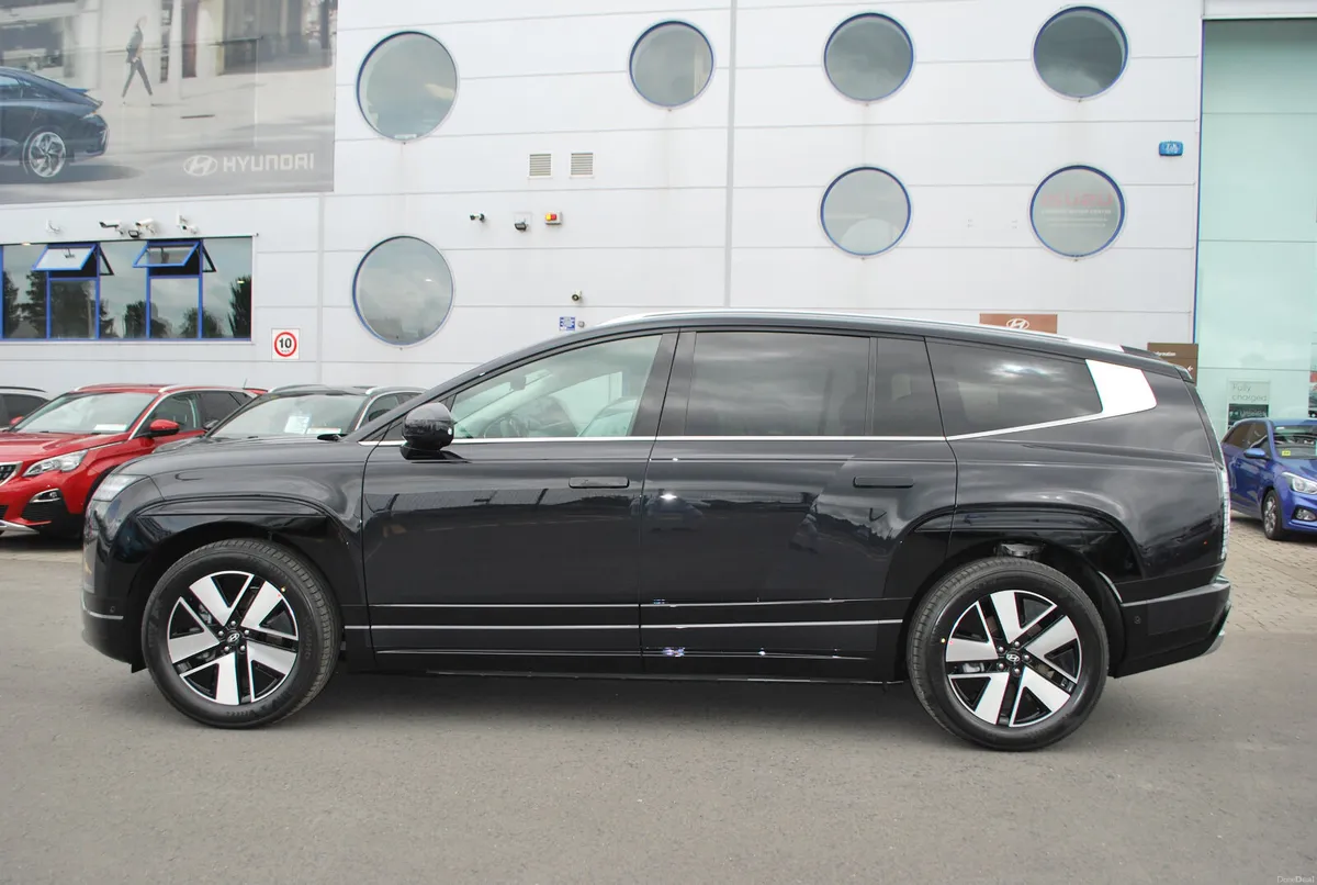 Hyundai Ioniq 9 - Image 2