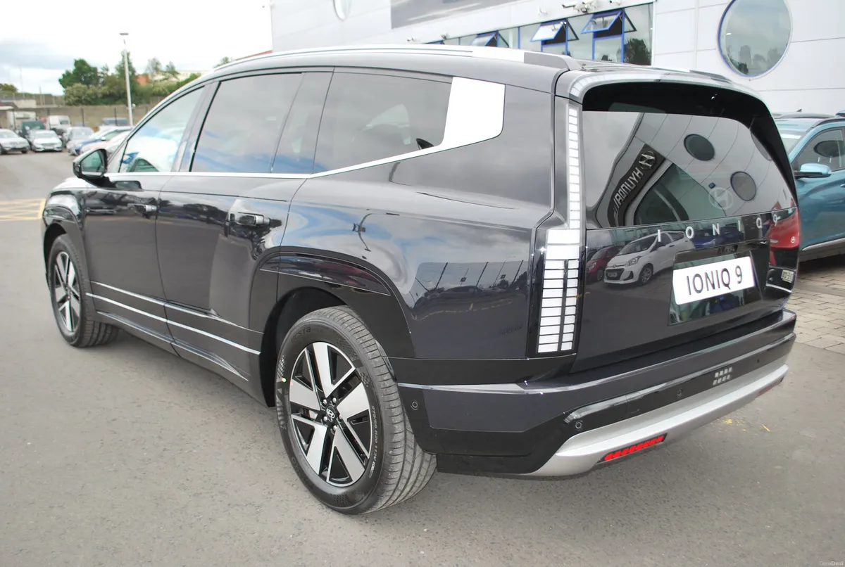 Hyundai Ioniq 9 - Image 3