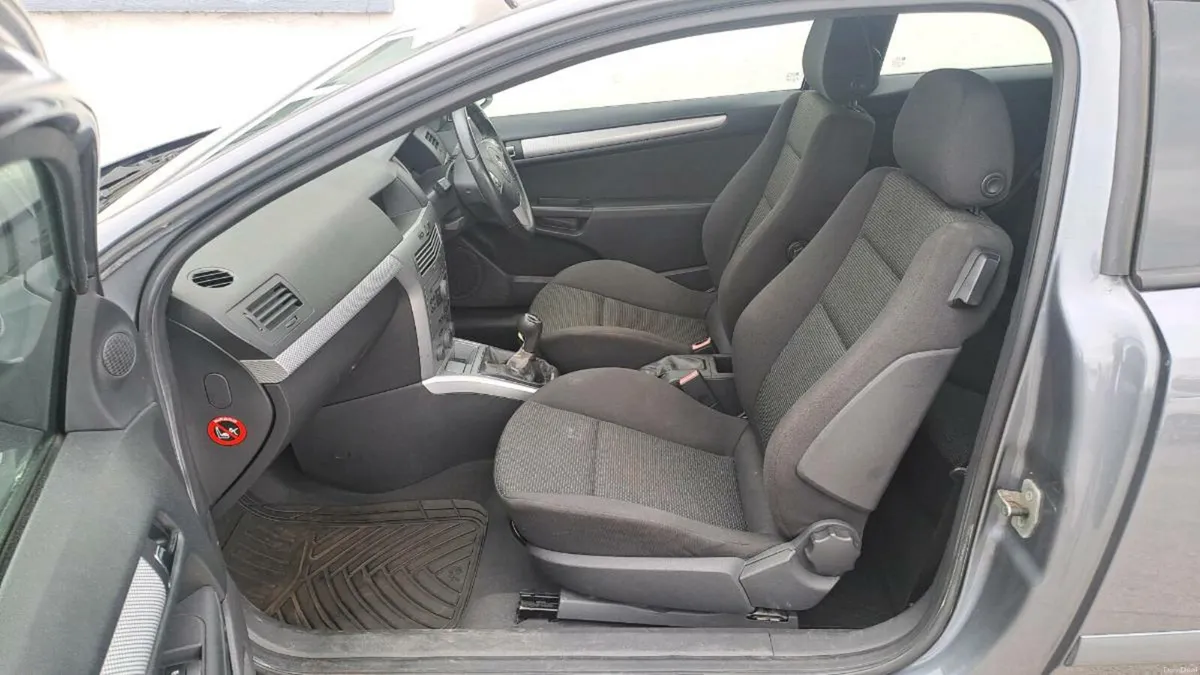 2006 Opel/Vauxhall Astra SRI 2.0 Turbo 170BHP - Image 2