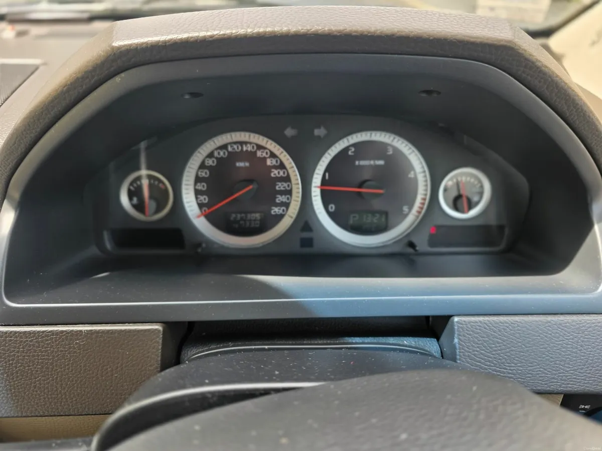 Volvo XC90 2012 - Image 3