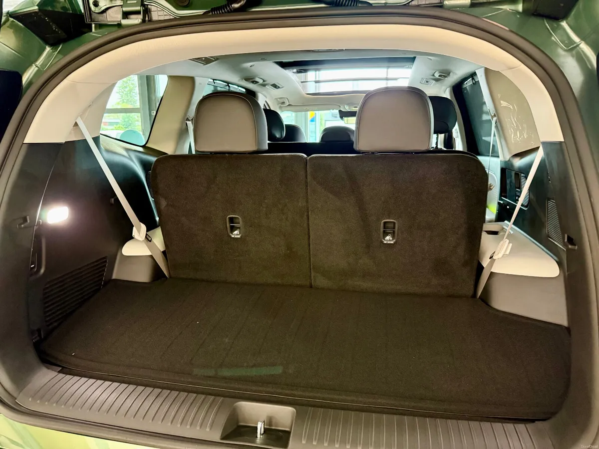 262 - IONIQ9 110kWh 7 seater RWD with Video Tour - Image 5