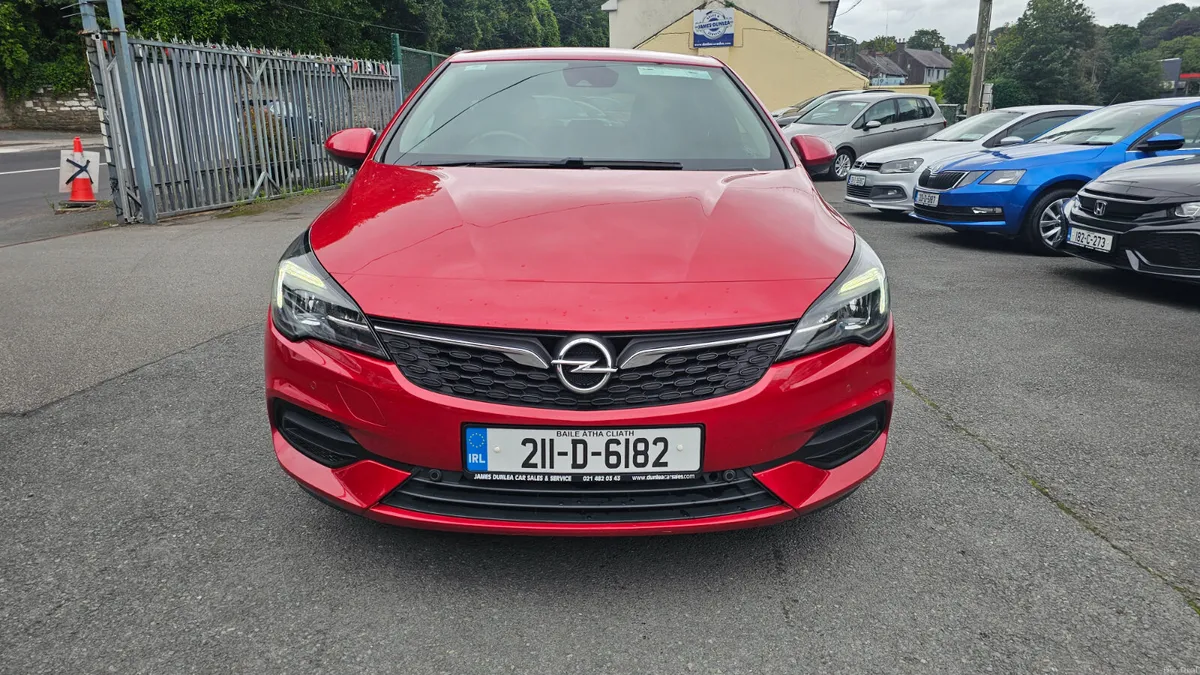 Opel Astra 2021 1.5 Turbo D 122PS 6 Speed Elite - Image 3