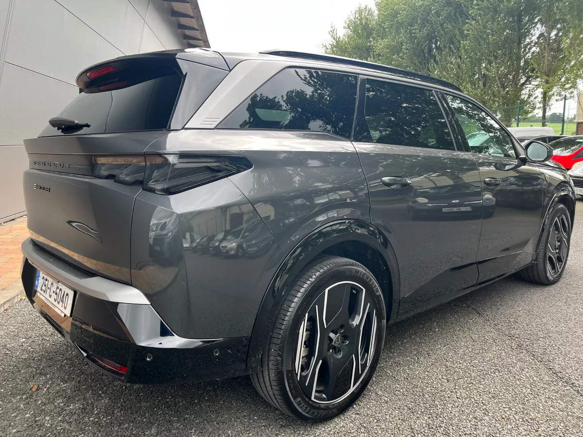 Peugeot 5008 2025 - Image 3