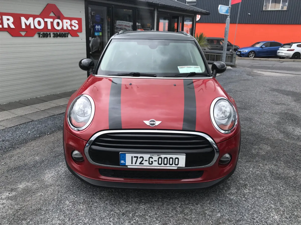 2017 Mini Cooper Automatic Petrol - Image 4