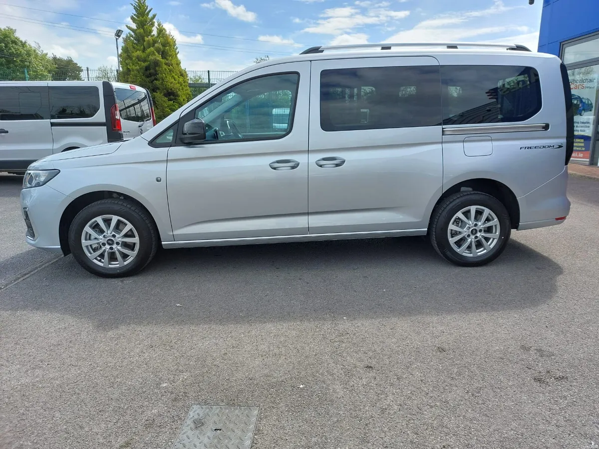 Wheelchair Taxi Ford Tourneo Connect - Image 6