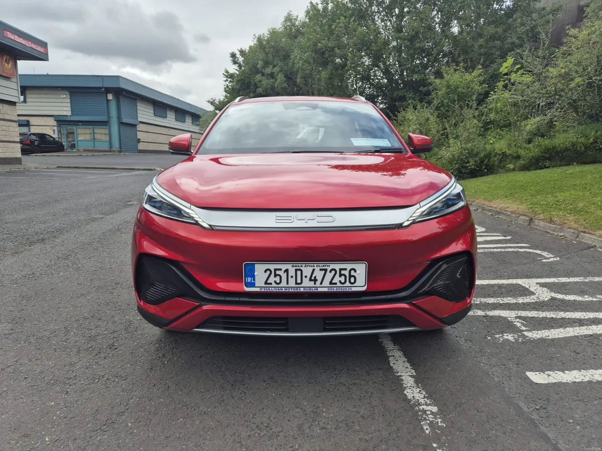 BYD ATTO 3 DESIGN / 2025 / ELECTRIC / TAXI SPEC! - Image 3