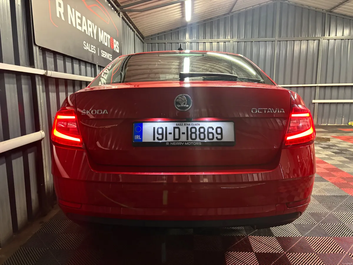 2019 Skoda Octavia STYLE 1.0TSI 115HP - Image 2