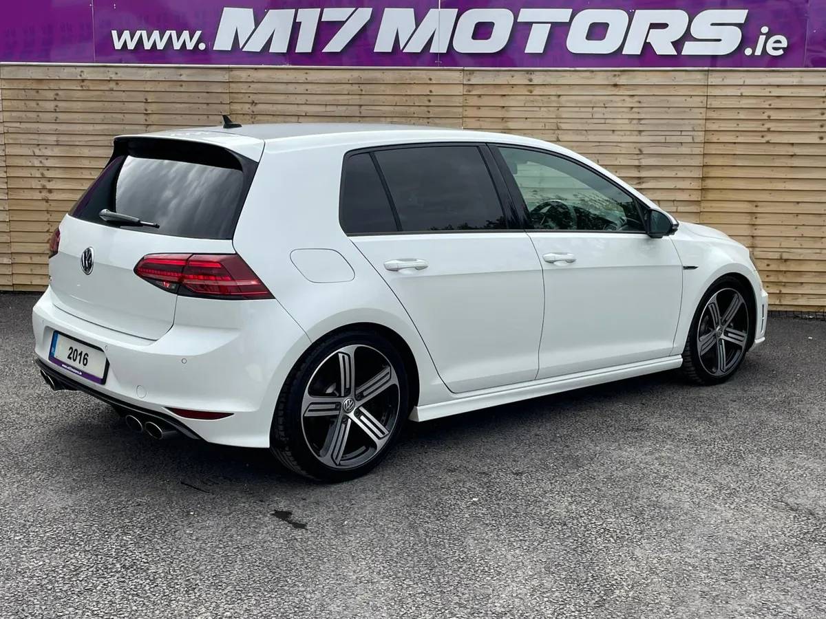 VW GOLF R LOW KMS - Image 3