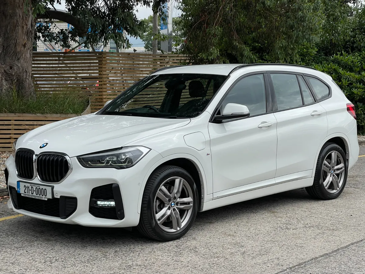 2021 BMW X1..M PERFORMANCE..HEATED SEATS - Image 3