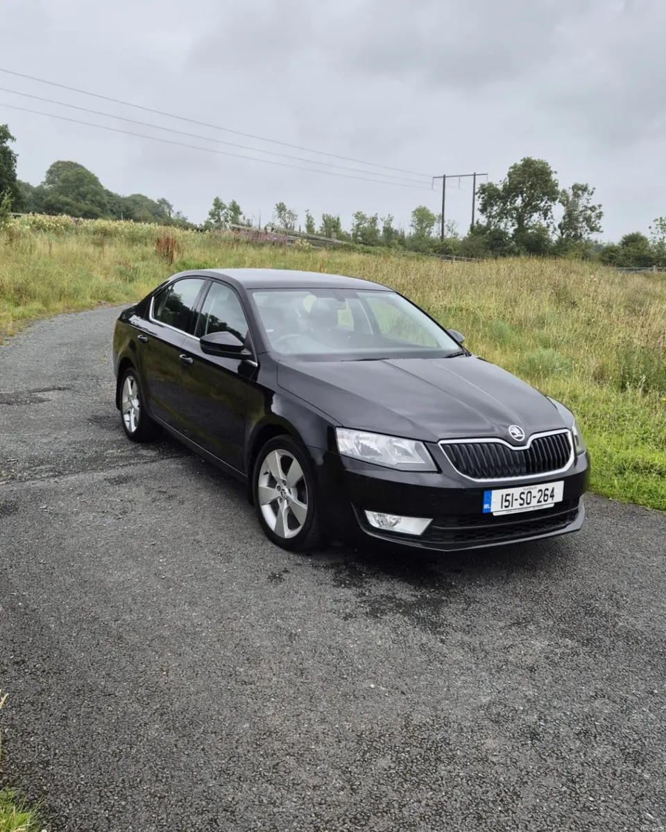 2015 Skoda Octavia ELEGANCE DSG 1.6 TDI - Image 3