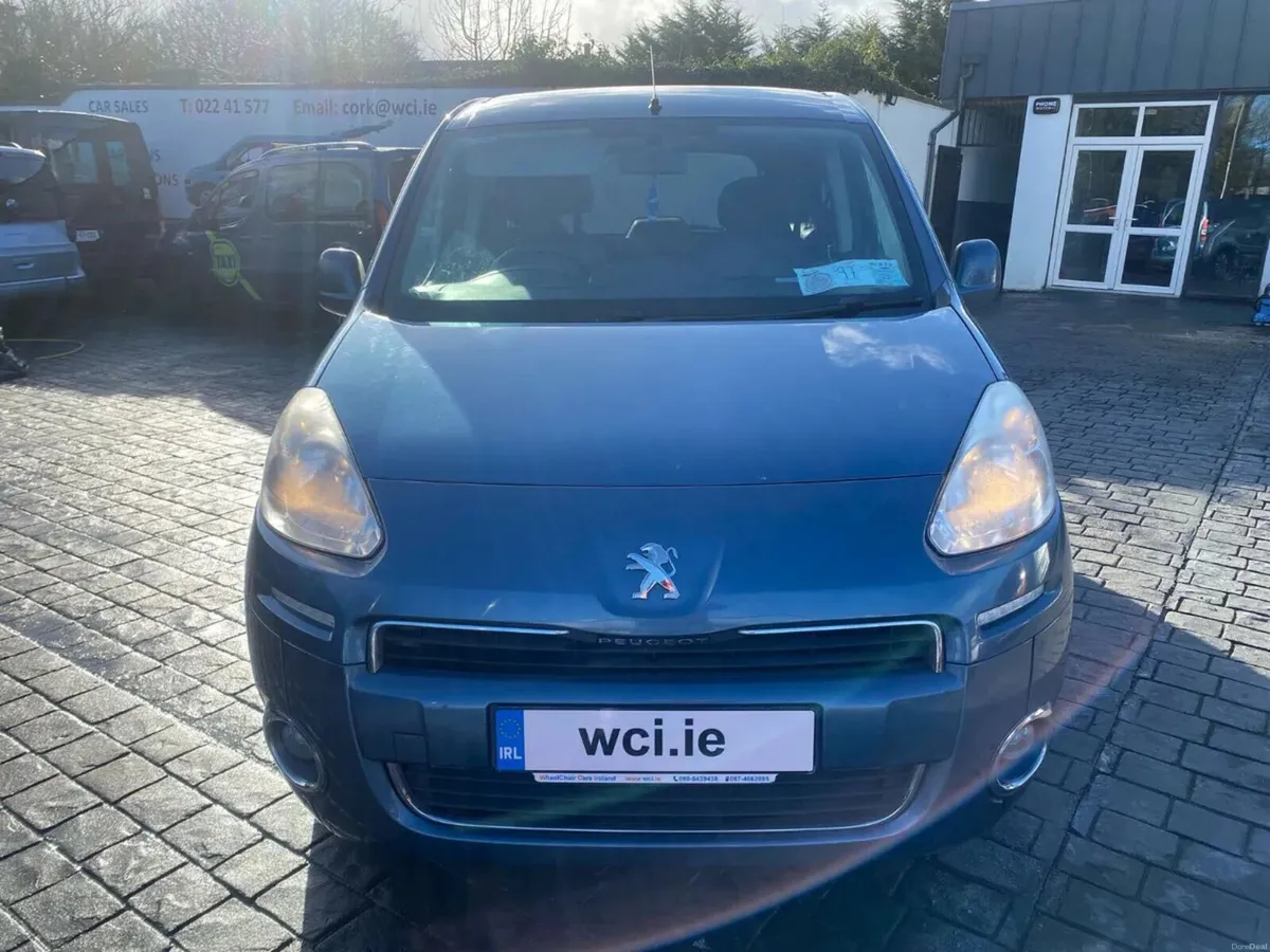 Wheelchair Car Peugeot Partner Tepee 2013 - Image 3